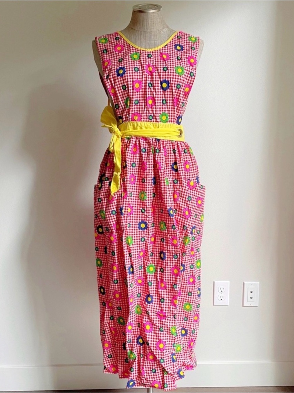 Design House Vintage Red and Yellow Groovy Floral Pinafore Apron